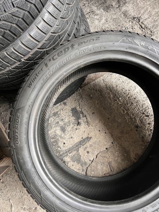 4 anvelope iarna 235/45/18 , Hankook !