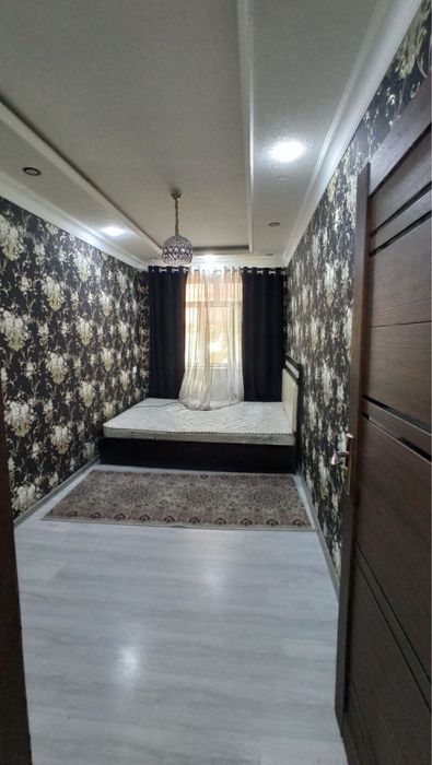 Chorsu kitob dokoni tepasi 3 hona srochno sotiladi remonti yahshi