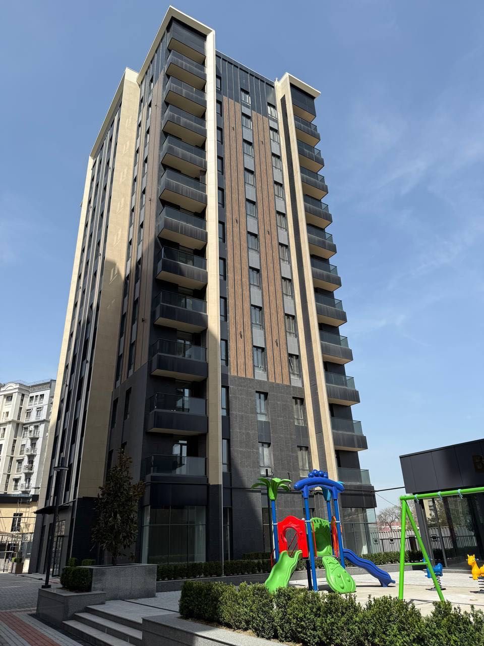 Darkhan Avenue Продается 2 комнатная коробка Мирзо-Улугбек