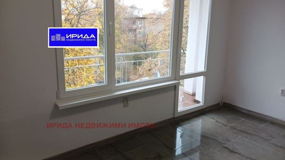 Продава се Тристаен апартамент в София, Толстой - 61 кв.м за 1771 €/кв.м - Снимка #2