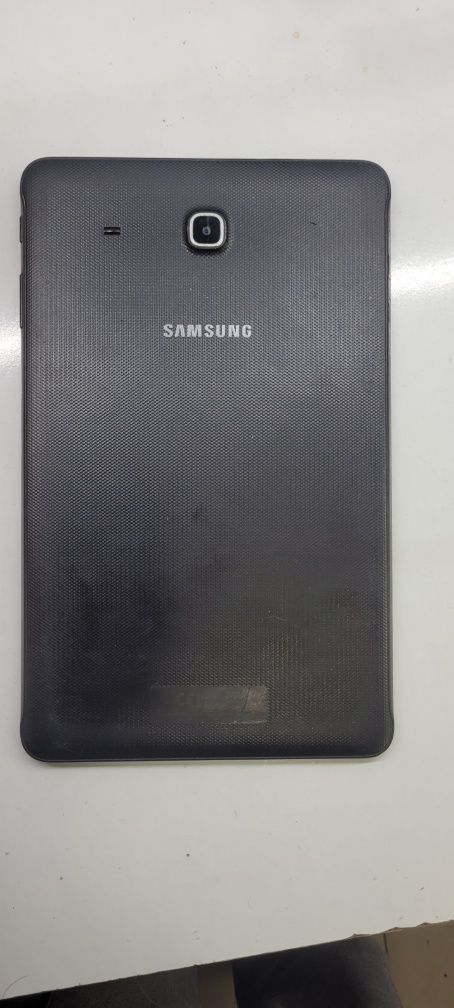 Samsung Tab E Android 8.1