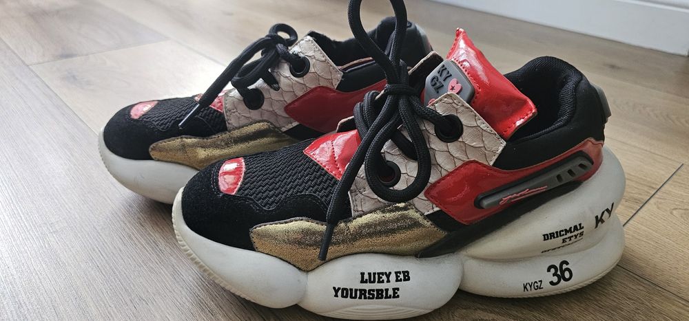 Incaltaminte sport Flavia  Passini marimea 39(24cm)