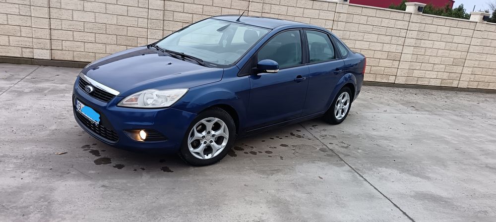 Vând Ford focus 2 an 2008 motor 1.6 benzina