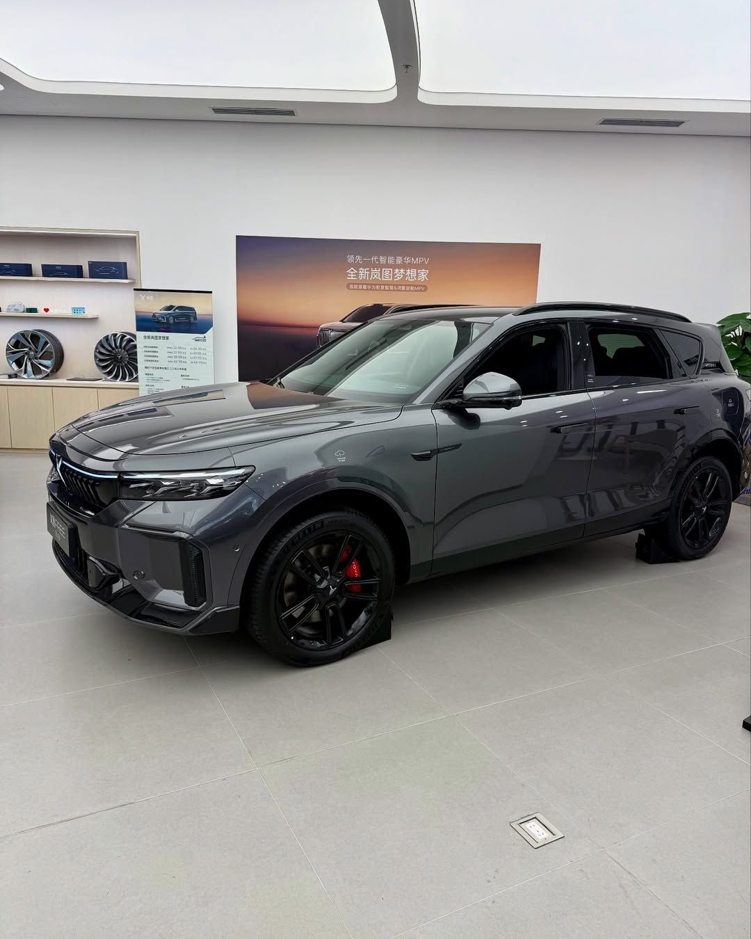 Voyah Free HYBRID 4WD 200km/318 km От 36,500/41,500 В наличии в Ташкен