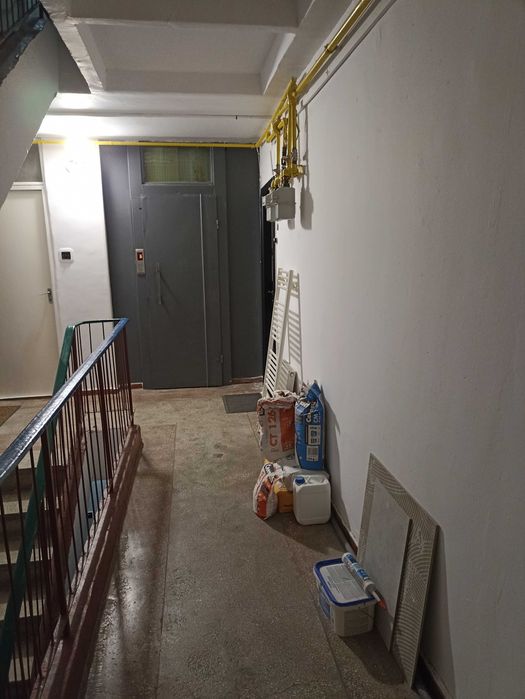 Zugrav cu experienta execut zugraveli la garsionera, apartament .