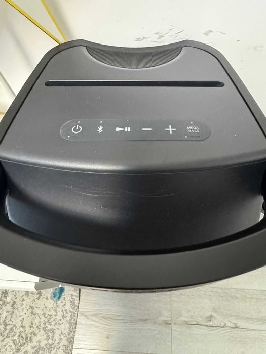 vand boxa sony xp 700