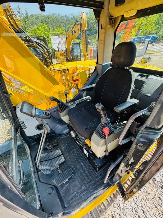 Excavator pe senile cu lama Komatsu PC 138, an 2008, 15 tone, 3 cupe !