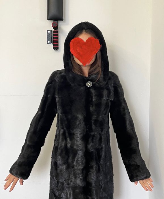 Продам норковую шубу