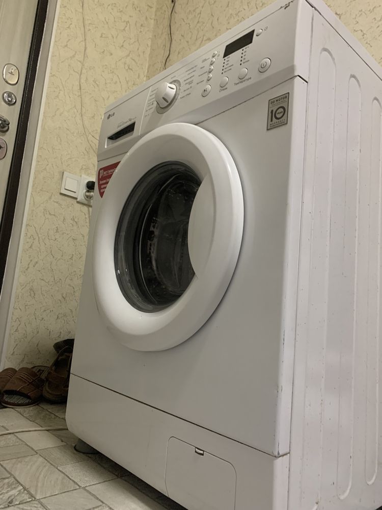 Продам стиральную машину