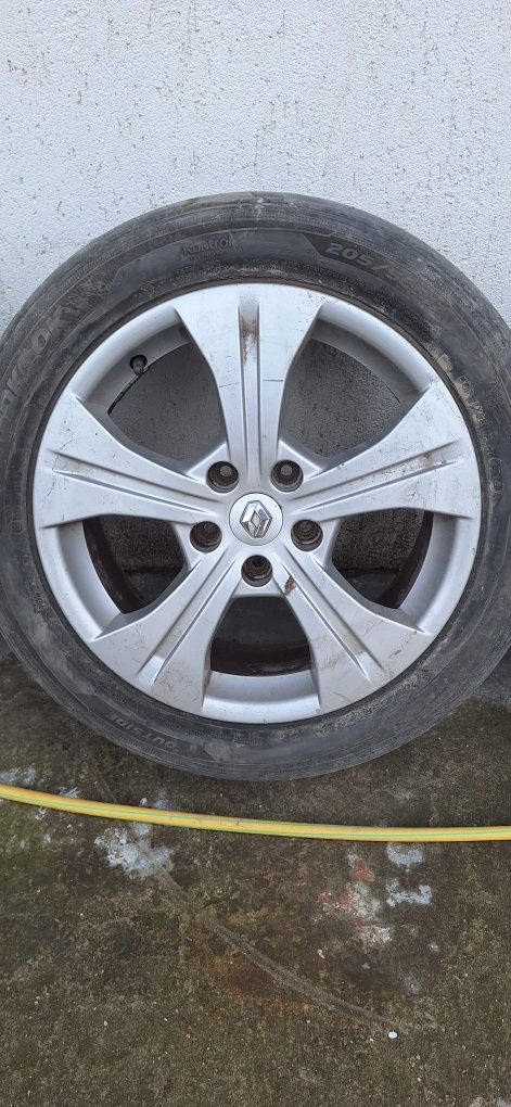 Vând jante aliaj renault megane 3  R 17
