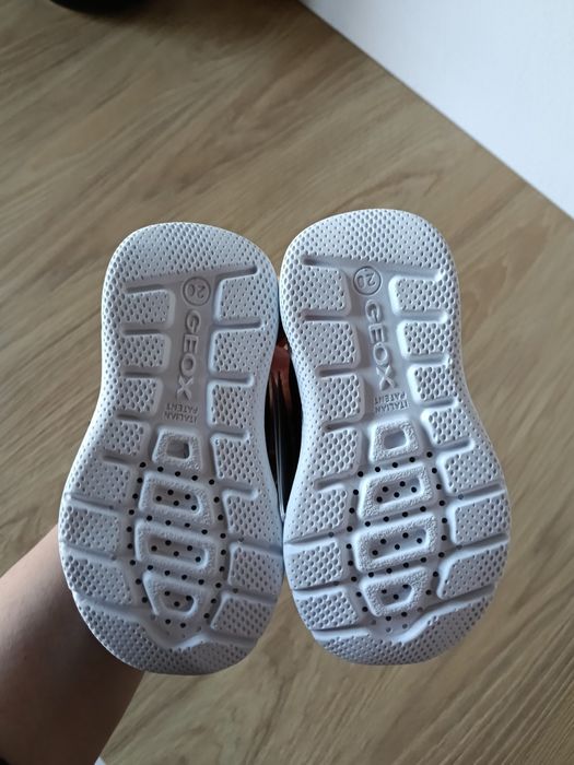 Pantofi sport Geox mărimea 20