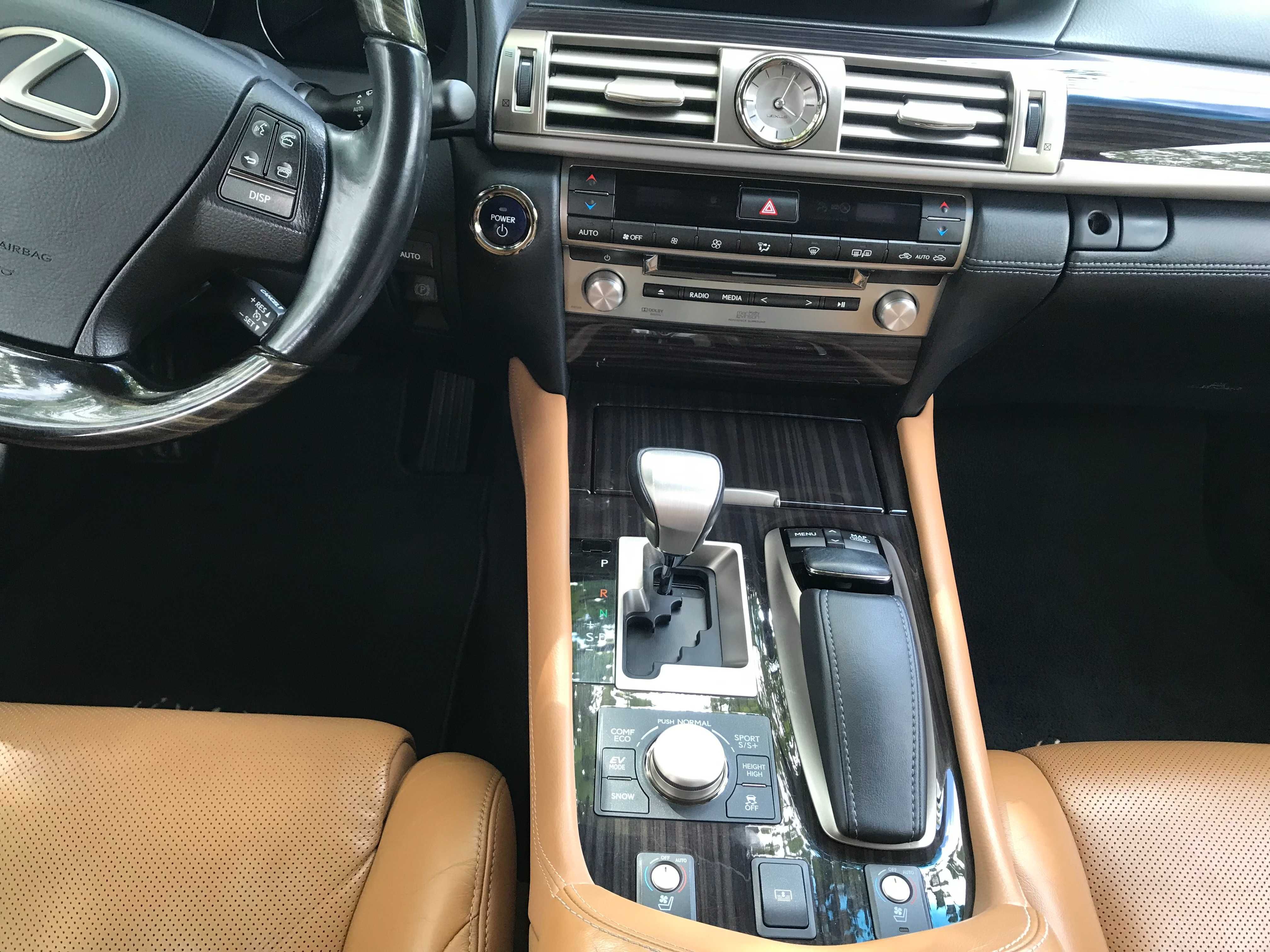 Lexus LS 600h 4x4 - Hibrid