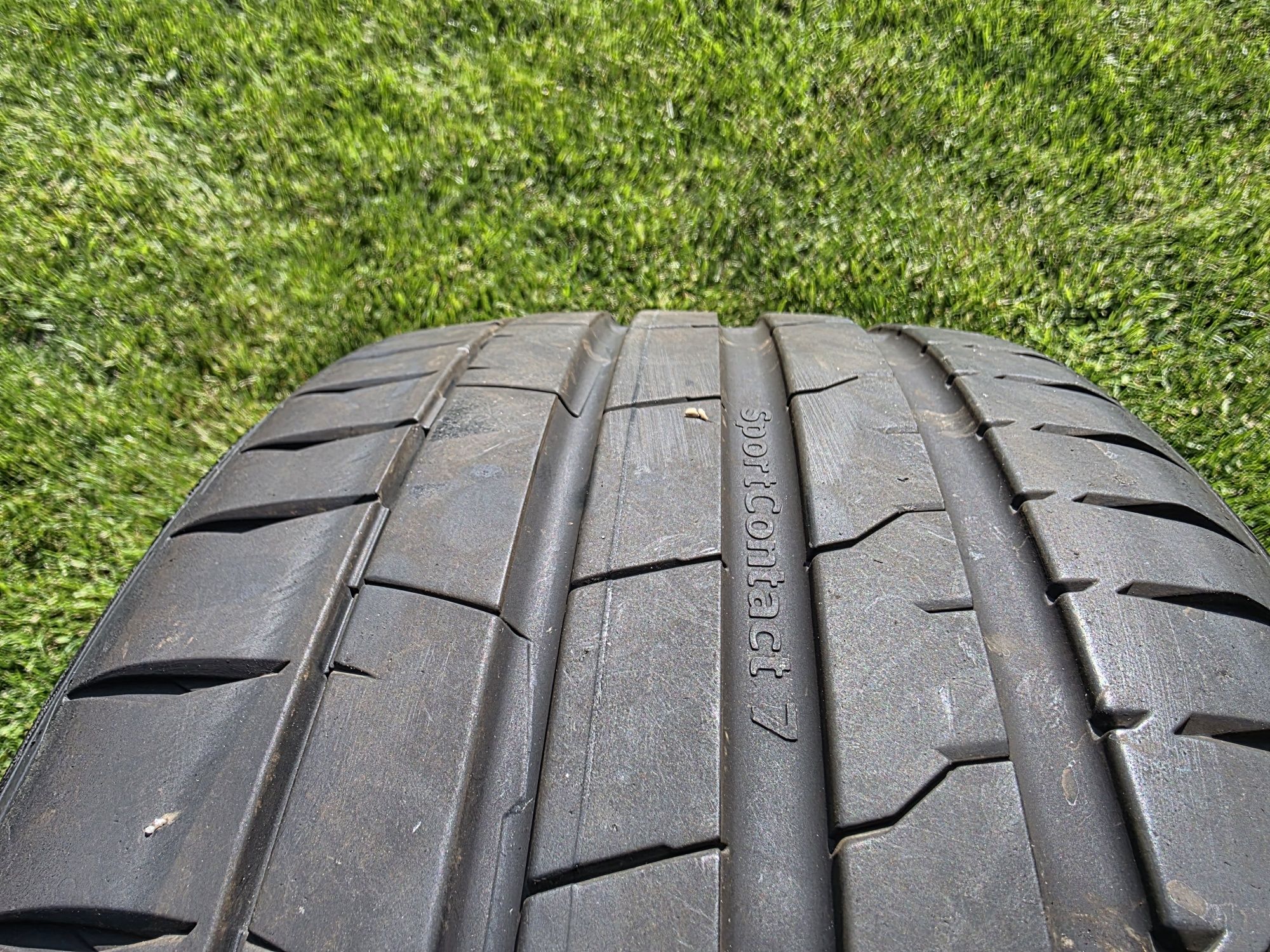 Continental SportContact 7, 235 35 19, DOT 0124 - 7mm - defect estetic