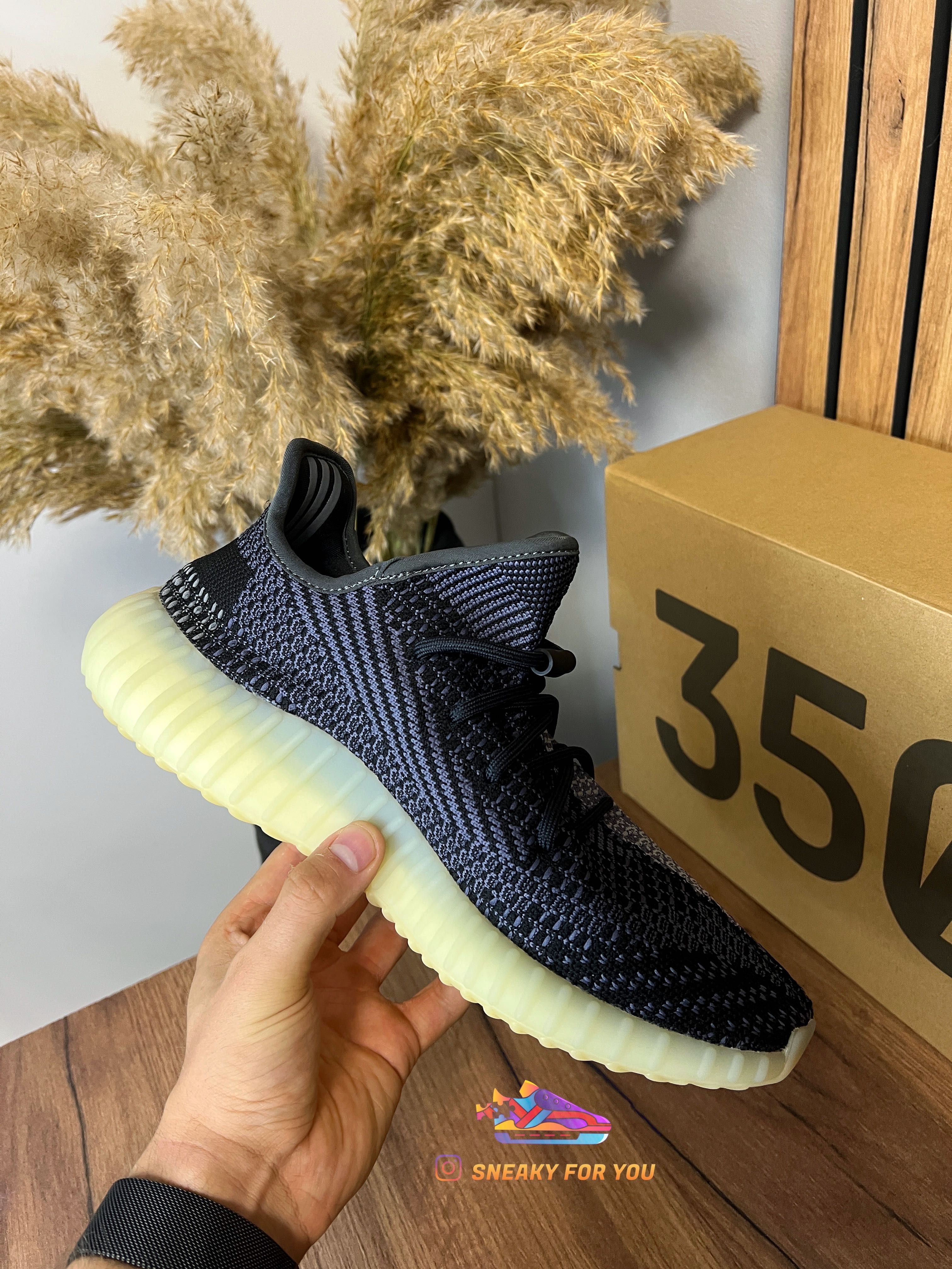 37-43 Adidas Yeezy Boost 350 Carbon