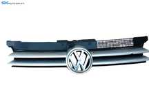 Grila Centrala cu Emblema Sigla de pe Bara Spoiler Fata Volkswagen Golf 4 1998 - 2005 Cod 1J0853655G 1J0853651H [M8623]