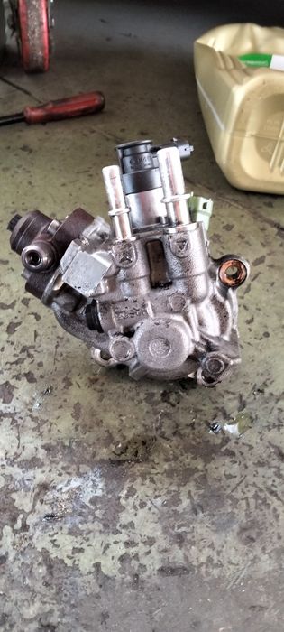 Pompa injectie jaguar f-type 2.0