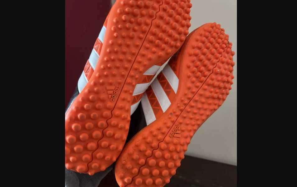 ADIDAS нови бутонки стоножки 44 номер