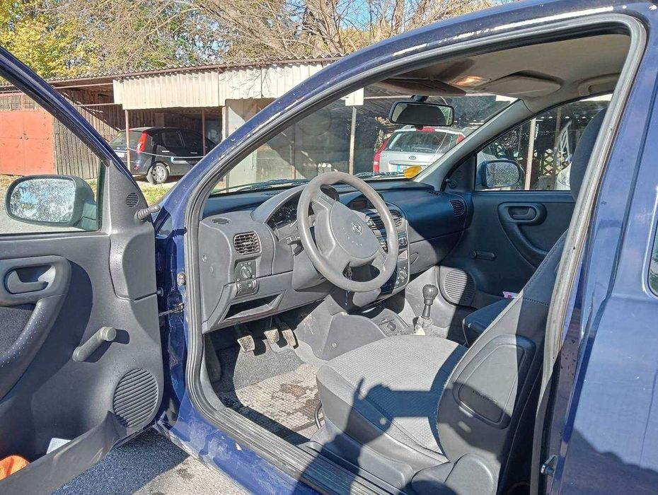 opel corsa C 1l din 2003