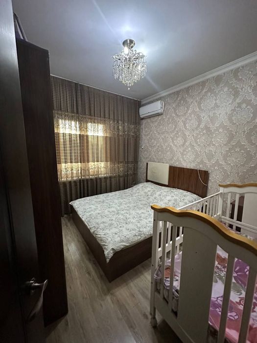 Продаётся 4-комнатная квартира на Юнусабаде.