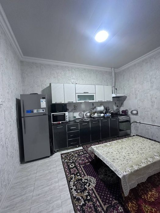 Oltin tepada uy sotiladi