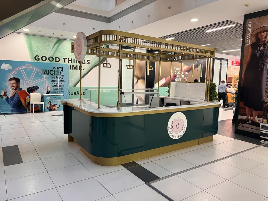 Insula Comerciala / Mobilier / Stand / De Vanzare