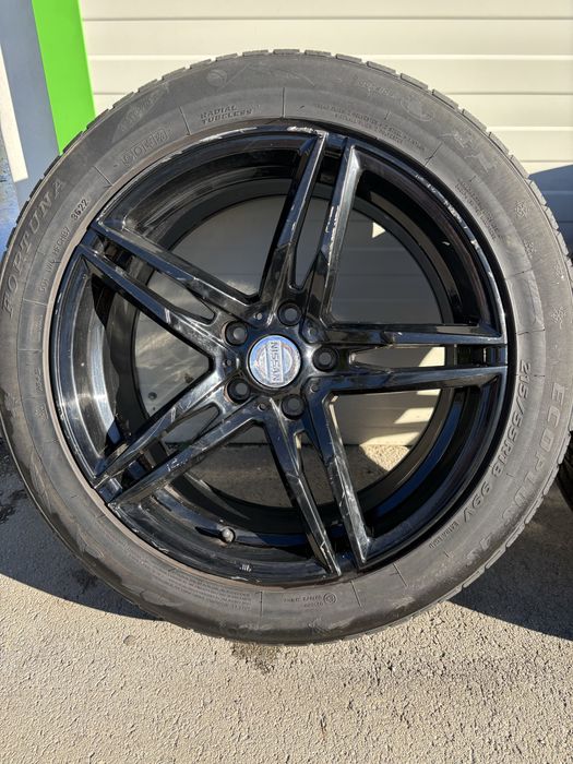 Оригинални джанти 18”,5х114,3,ЕТ40.С ЗИМНИ ГУМИ 215/55.