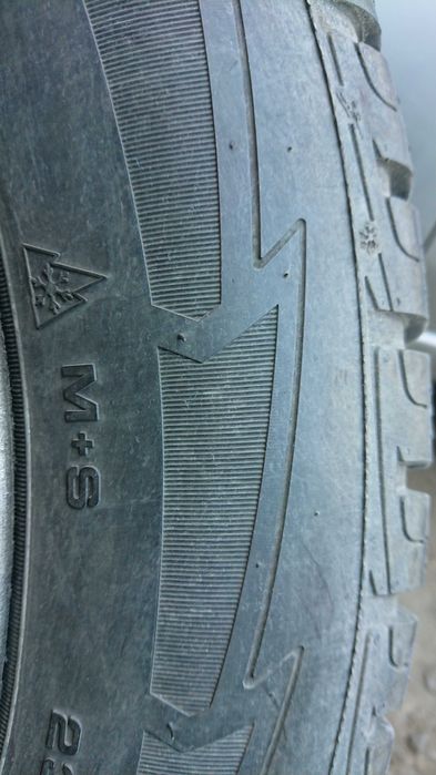 4бр. зимни гуми 235 55 18 Goodyear Ultra Grip GEN-1