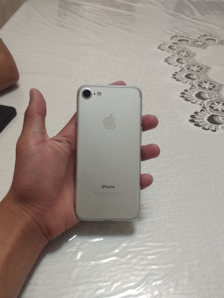 iphone 7  32 74 yomkist