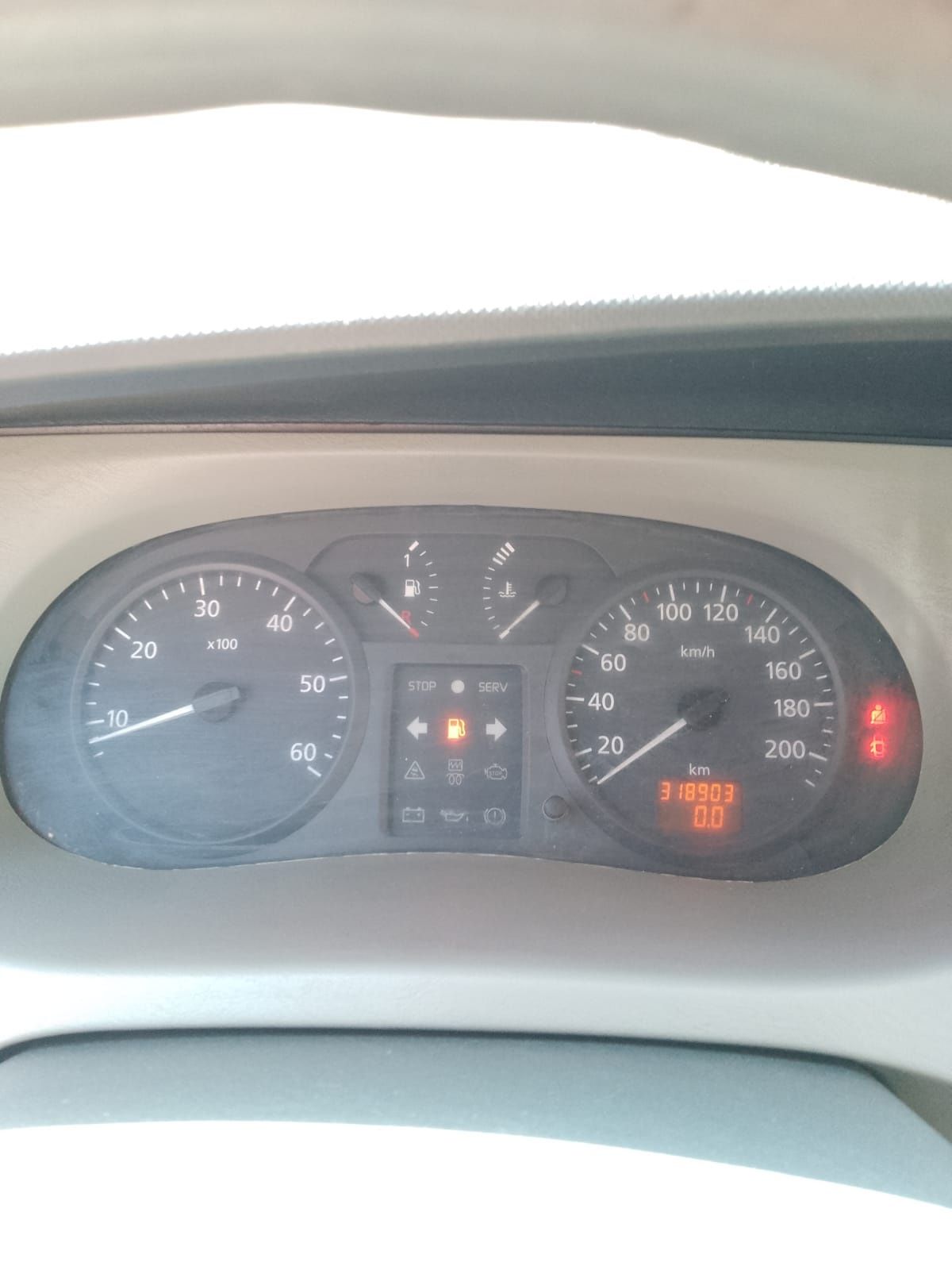 Renault trafic 1,9 refacut total fără rugină