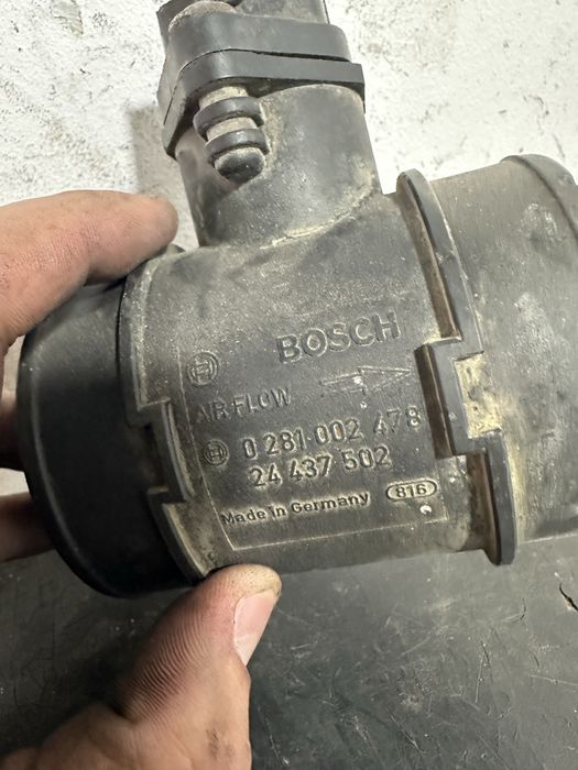 Debitmetru aer Opel astra G 2.0 diesel dti Opel zafira 2.0