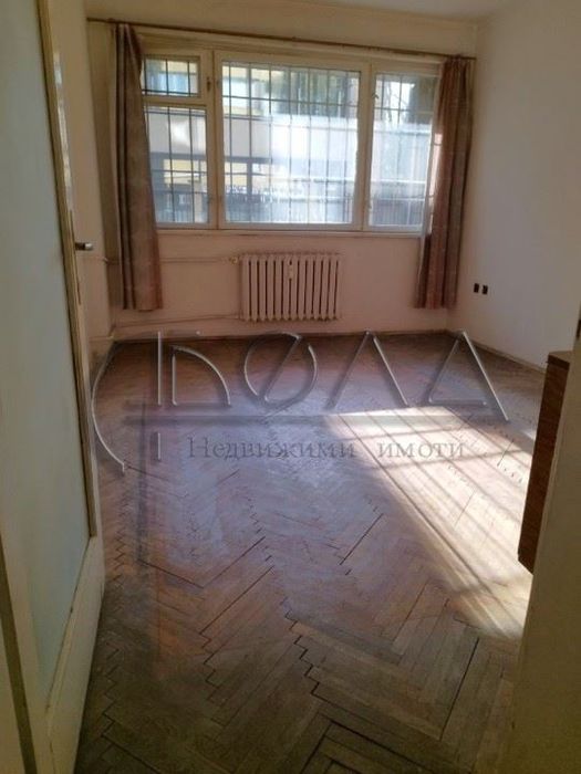 Продава се Двустаен апартамент в София, Иван Вазов - 60 кв.м за 3417 €/кв.м - Снимка #1