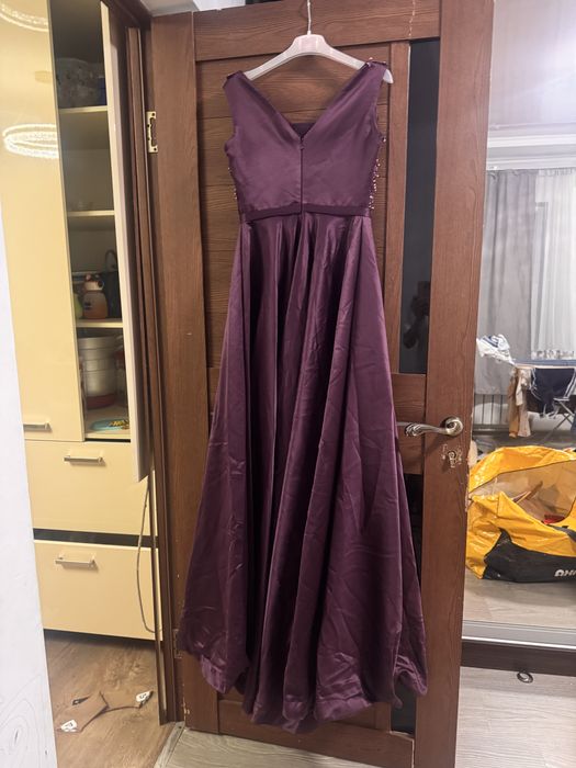 Платье размера С, пышное