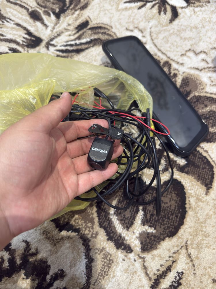 Lenovo vedio regisitrator sotiladi