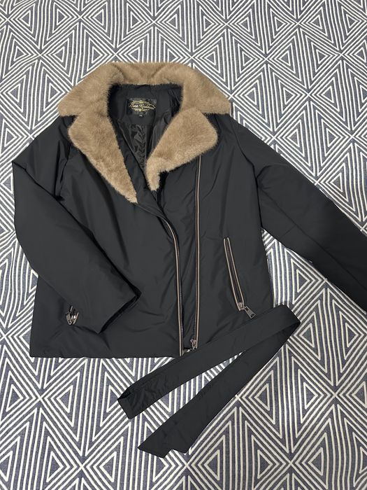 Продам куртка демисезонная.