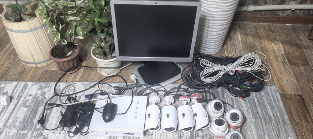 Комплект видеонаблюдения