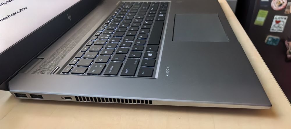 Laptop HP ZBook Studio 15 G5_i7-9850H_NV Quadro P1000 4GB (INCOMPLET)