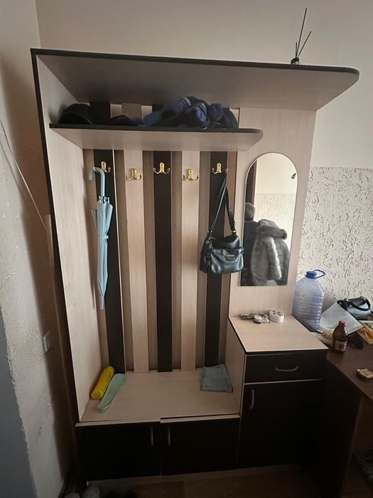 Продам прихожую в отличном состояние