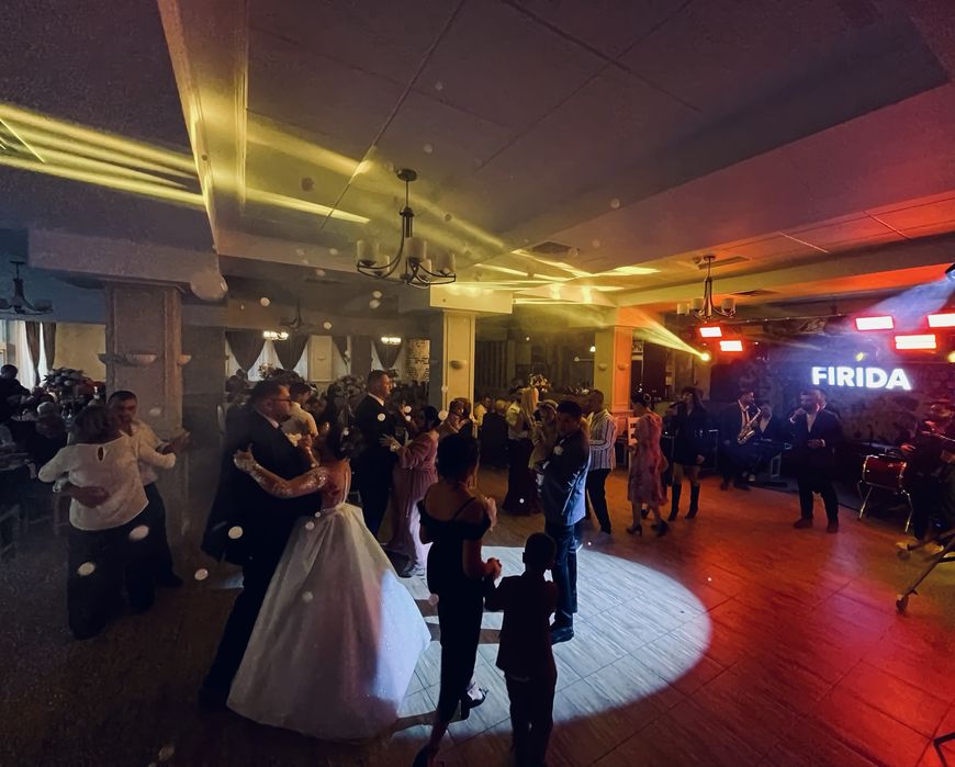 Spot luminos dansul mirilor/ Baloane fum/Oglinda foto/ Fum greu