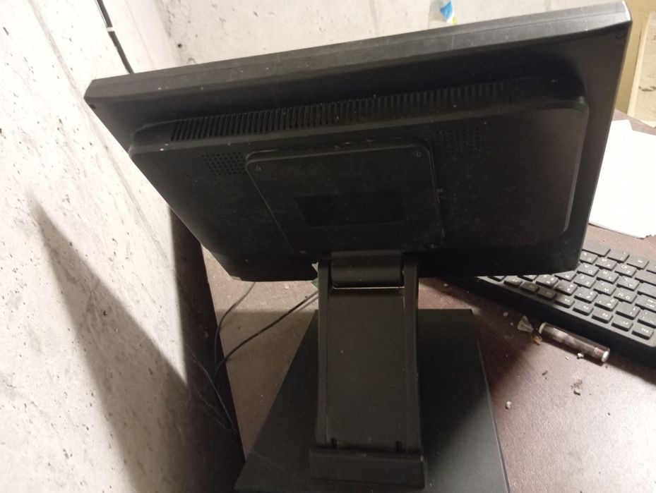 Monitor POS touch screen