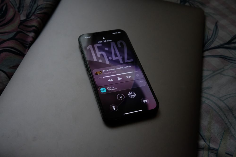 iPhone 13 baterie 100% 128gb