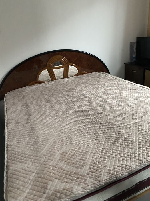 Двуспальный диван