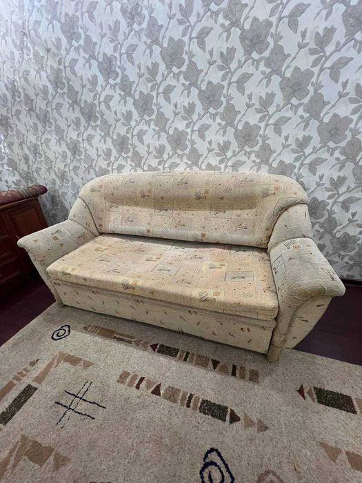 Диван и кресла для зала