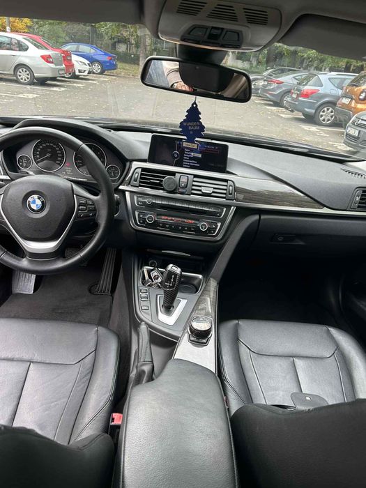 Bmw seria 3 f30 Model Luxury