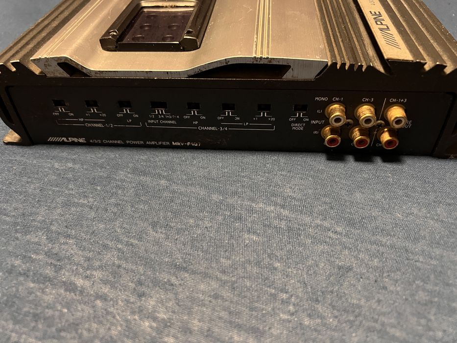 Amplificator Alpine MRV‑F407