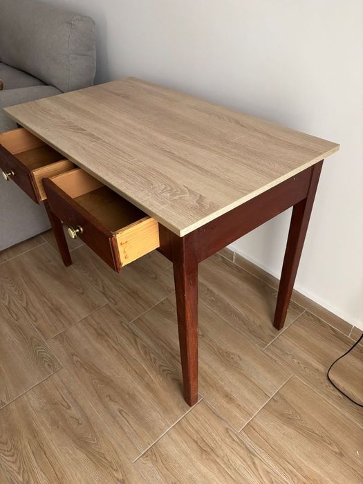 Masa cu 2 sertare (cadru lemn masiv si blat din pal Bardolino)