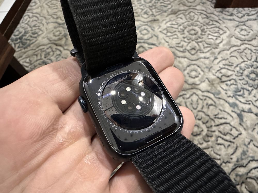 Apple Watch 8 45” GPS / Midnight