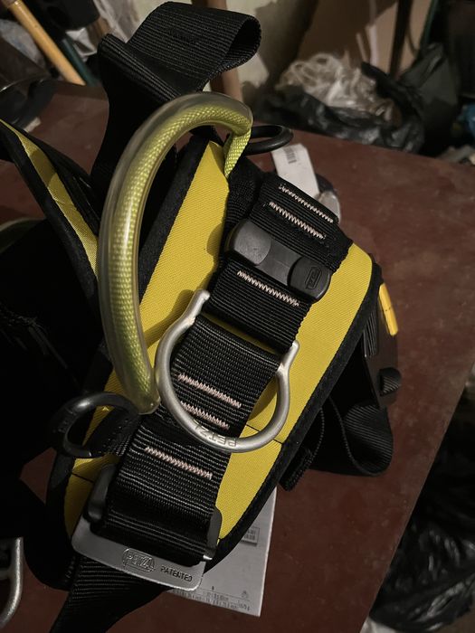 Оборудване за катерене  Petzl