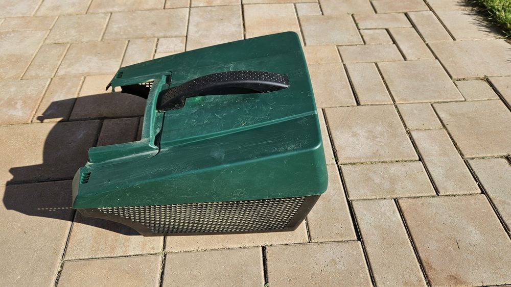 Masina de tuns iarba Bosch CityMower 18V-32-30 / 600 lei doar mașina