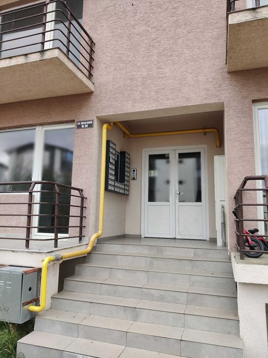 Vând sau închiriez apartament, 2 camere, etaj 2