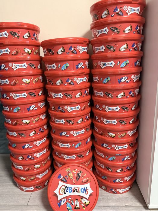 Cutie mare Celebrations 500 g – 51 bomboane – Original UK – Vaslui